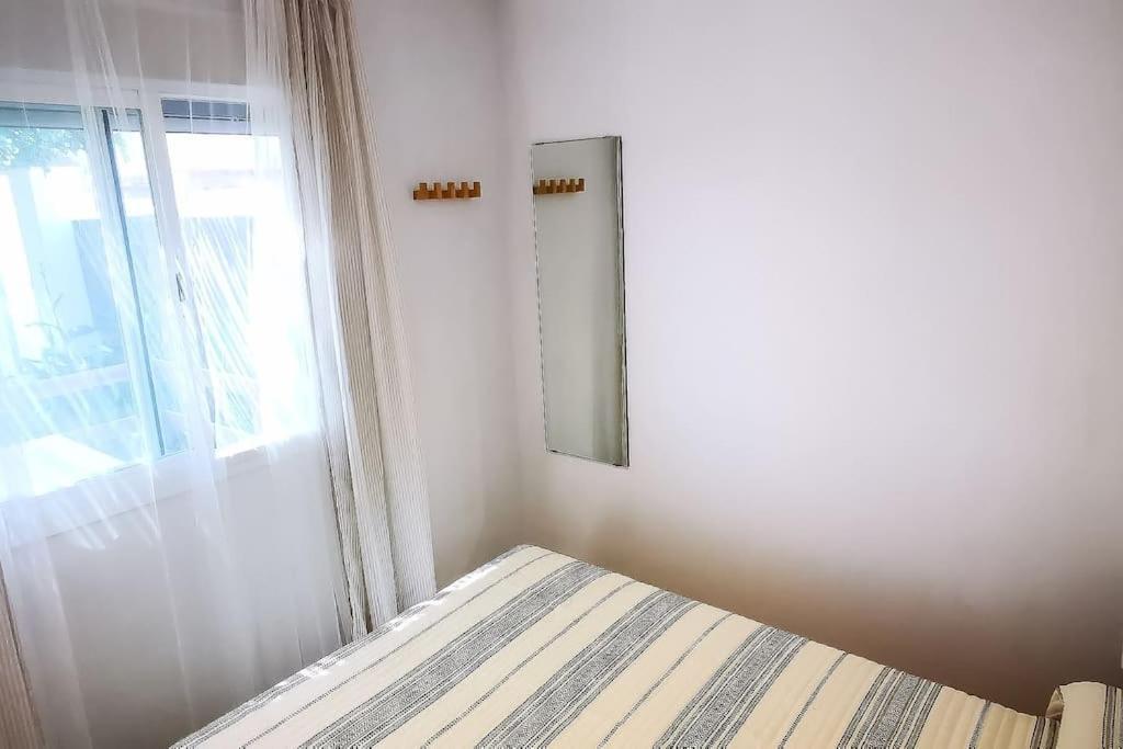 Apartamento Mery Oliva Chiclana de la Frontera Ngoại thất bức ảnh